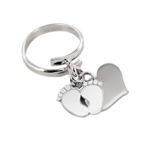anello con ciondolo cuore e piedini pendente in argento