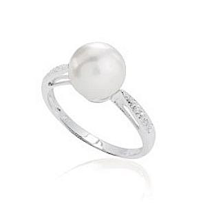 Anello con Perla Freshwater 8.50 -9.00 mm e Diamanti