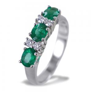Anello con Smeraldi e Diamanti alternati