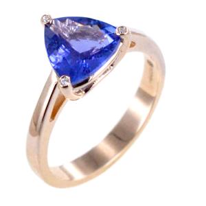 Anello con Tanzanite taglio Trillion e diamanti