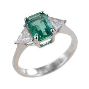 Anello fantasia Smeraldo da oltre un carato e Diamanti Trillion