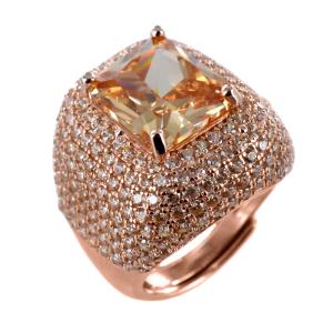 Anello grande in argento rose tempestato da zirconi a pave 