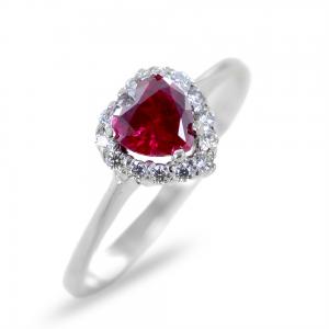 Anello in oro con Cuore Zircone colore rubino e contorno zirconi collezione Miami