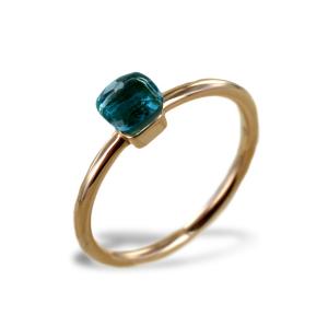 Anello in oro con quarzo azzurro sfaccettato - gallery