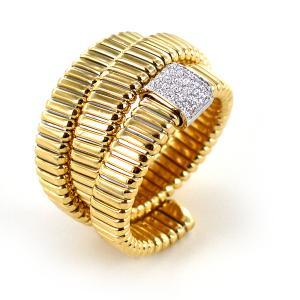 Anello in oro e diamanti a fasce tubo gas