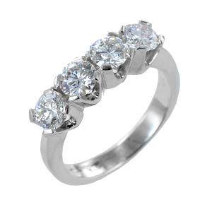 Anello Famiglia a 4 diamanti in oro e diamanti 1.60 