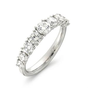 Anello Riviera a scalare con 9 Diamanti per oltre un carato