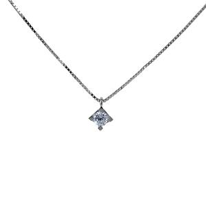 Collana con ciondolo Diamante punto luce medio 0.21 ct