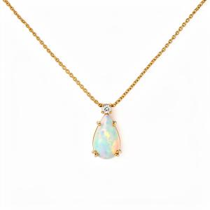 Collana con ciondolo in Opale a goccia e diamante