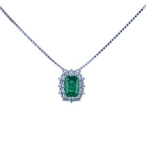 Collana con ciondolo Smeraldo rettangolare e contorno di diamanti 
