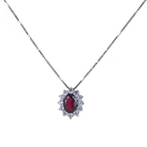 Collana pendente rosetta in argento e zircone rosso rubino