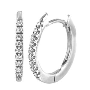 Orecchini a cerchio ovale oro bianco con diamanti ct 0.11 colore G