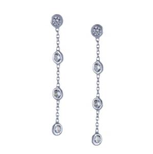 Orecchini a pendente in oro Bianco con zirconi