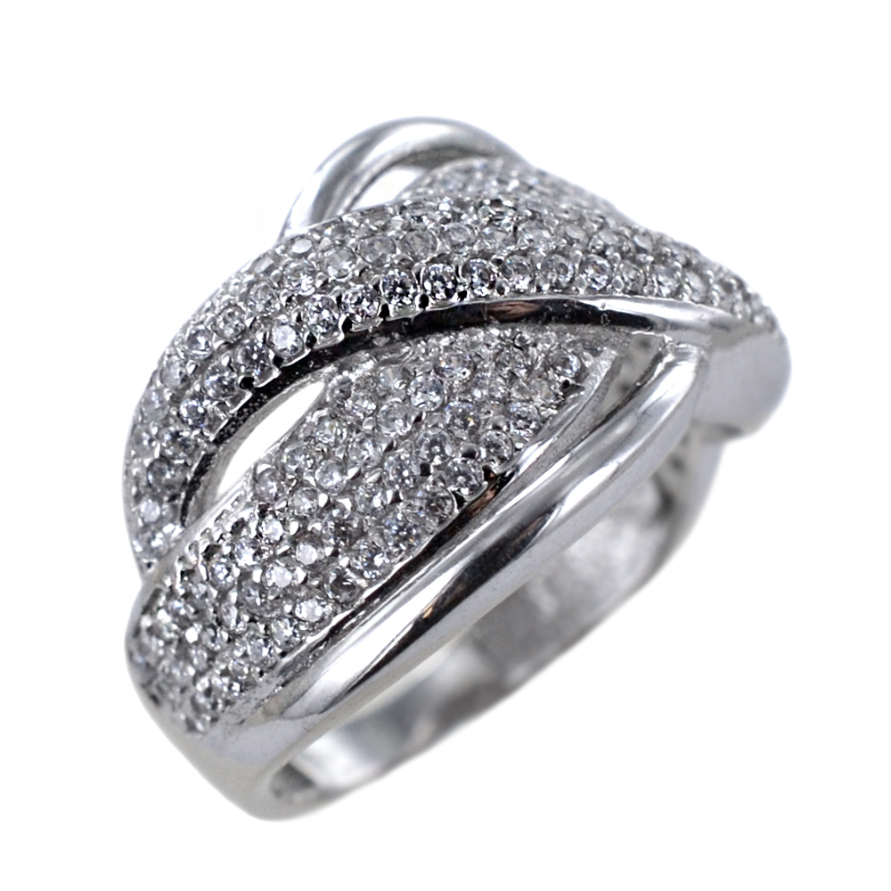 Anello a tripla fascia in oro con pave di zirconi