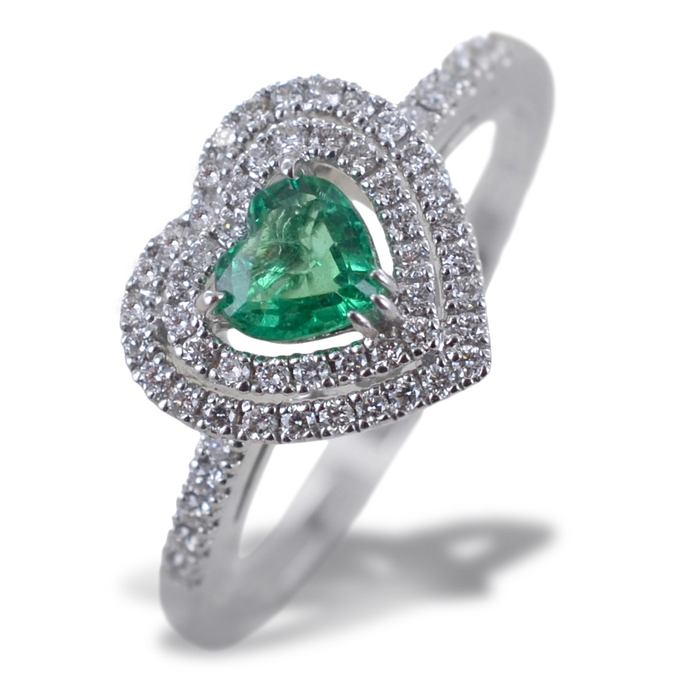 Anello con Cuore Smeraldo con doppio contorno di Diamanti
