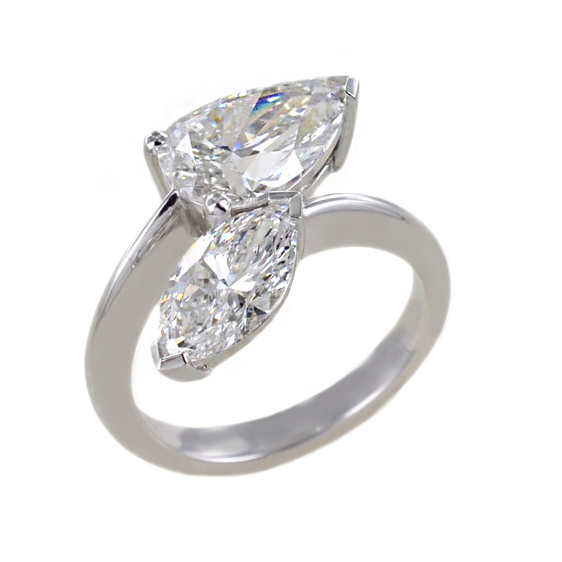 Anello Contrarie Diamante Goccia e Marquise Lab Grown grande cert IGI