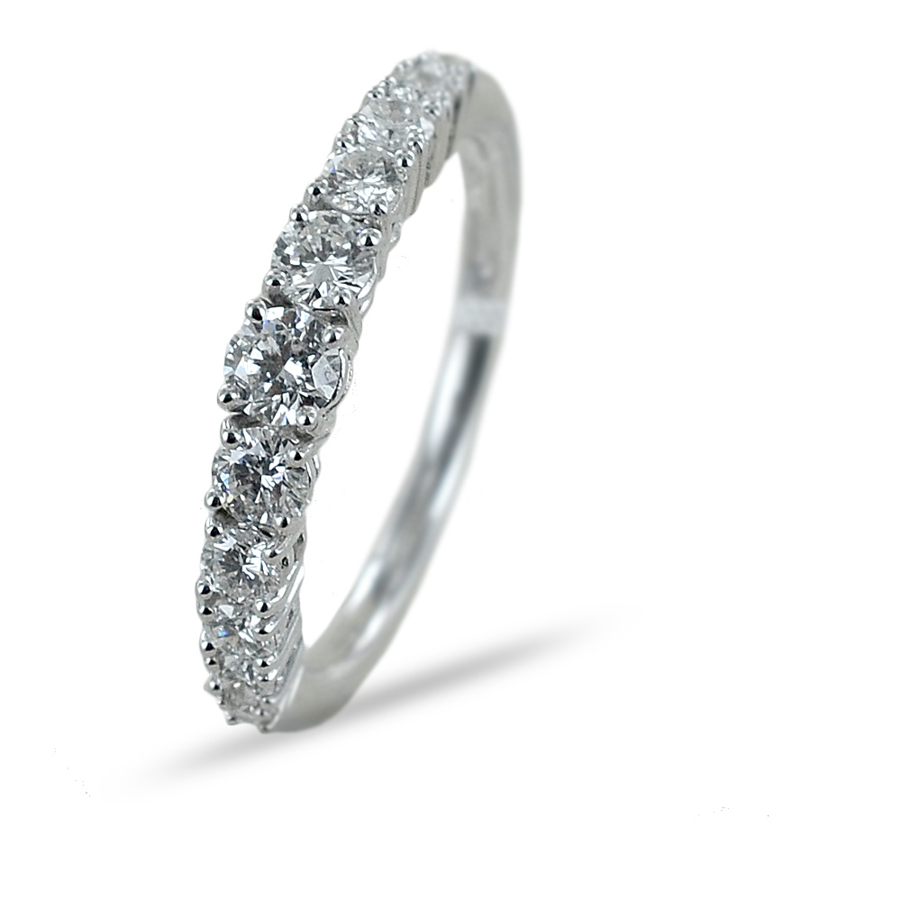 Anello Riviera a scalare con 11 Diamanti per un carato