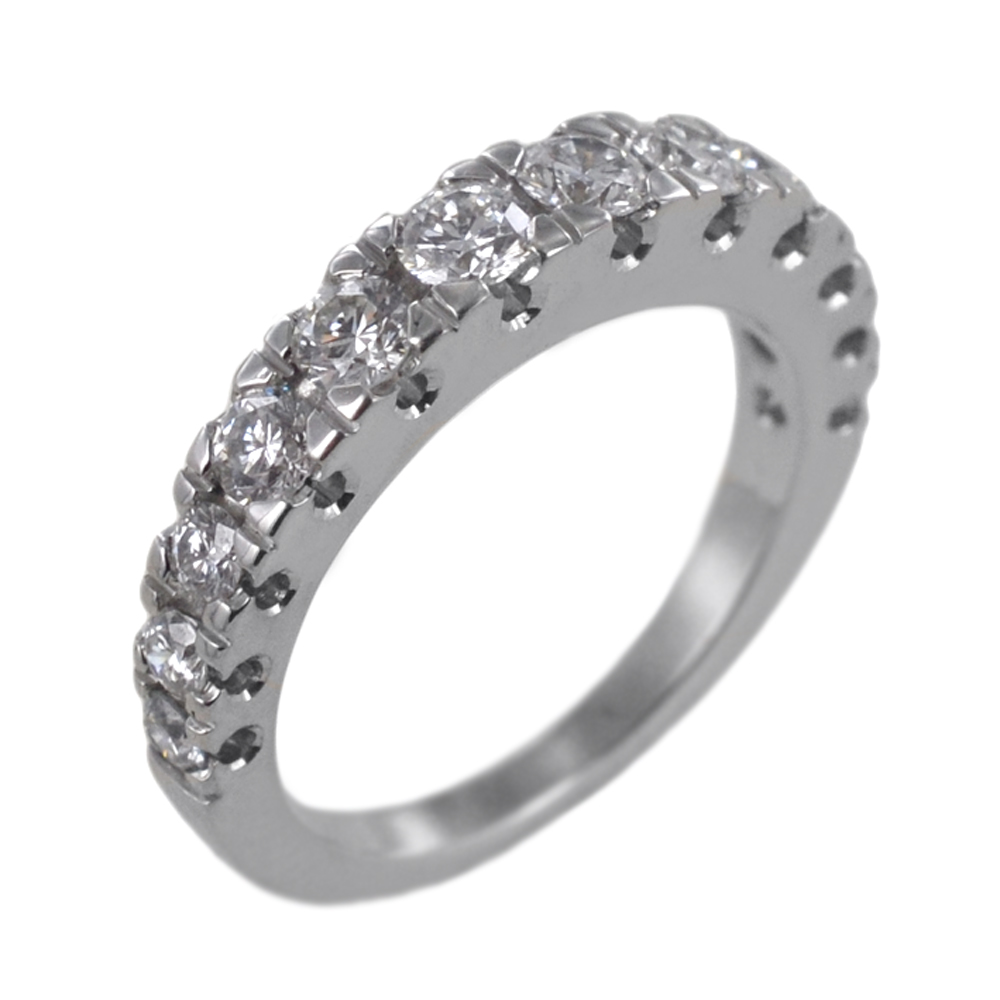 Anello riviera con diamanti a scalare quasi un carato