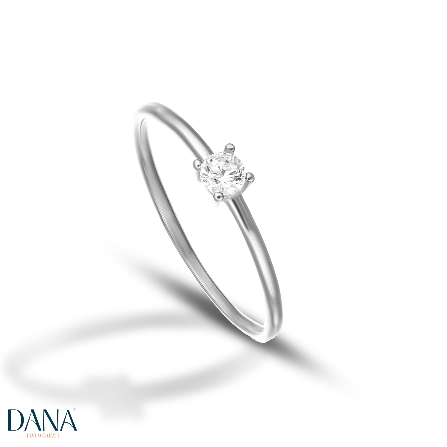 Anello solitario con zircone in oro bianco 9 kt