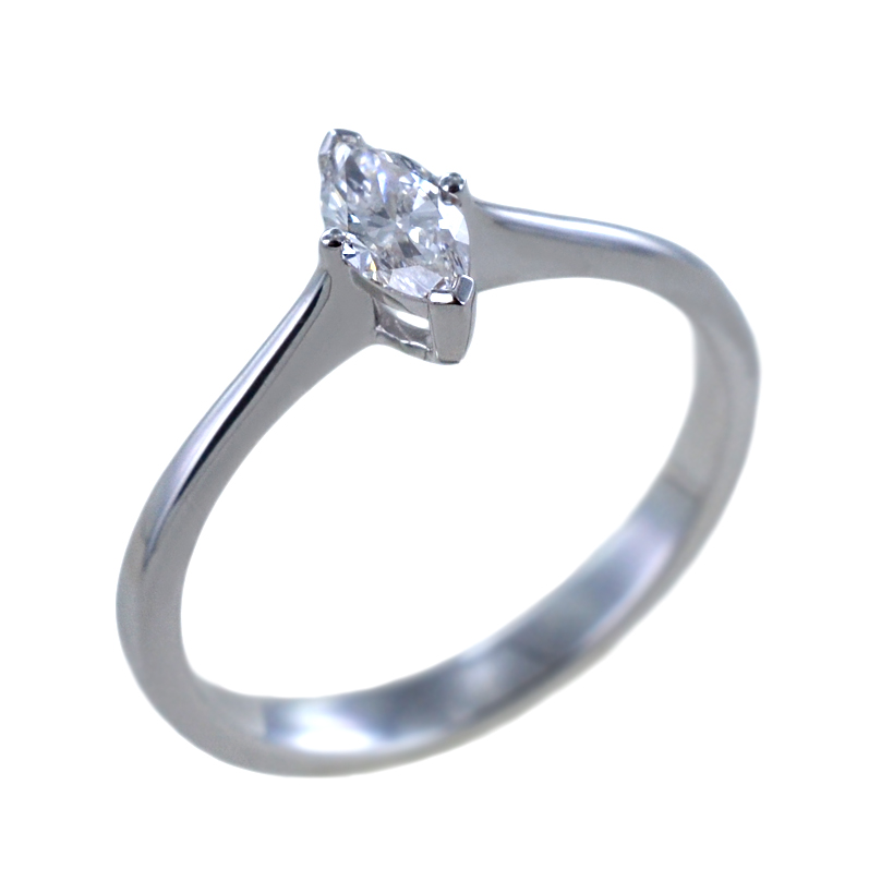 Anello solitario oro bianco Diamante taglio Marquise