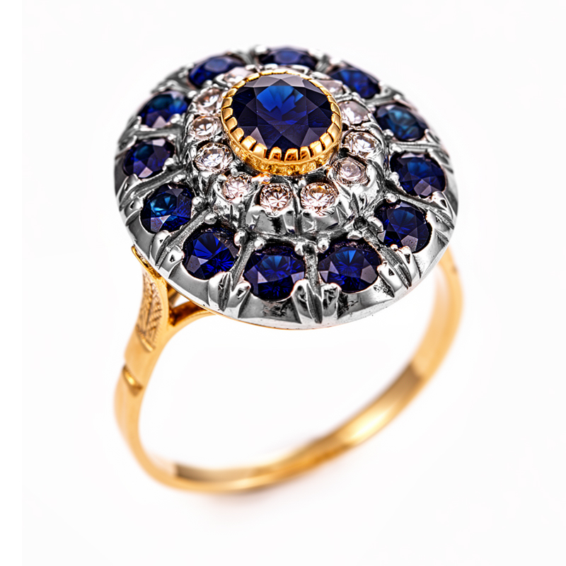 Anello Vintage stile Antico con Diamanti e Zaffiro Ovale