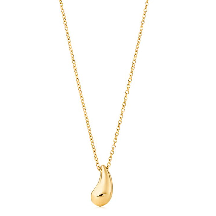 Collana con ciondolo Goccia sul girocollo in oro giallo