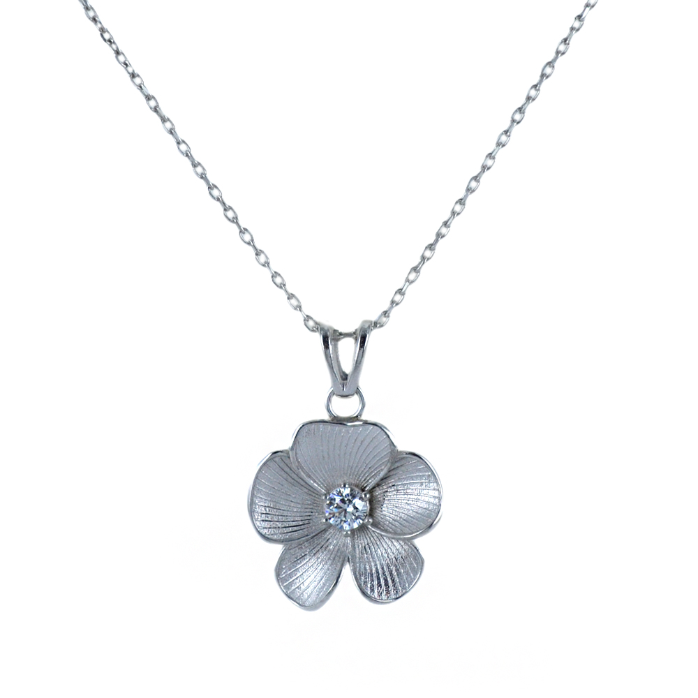 Collana in argento con pendente fiore 