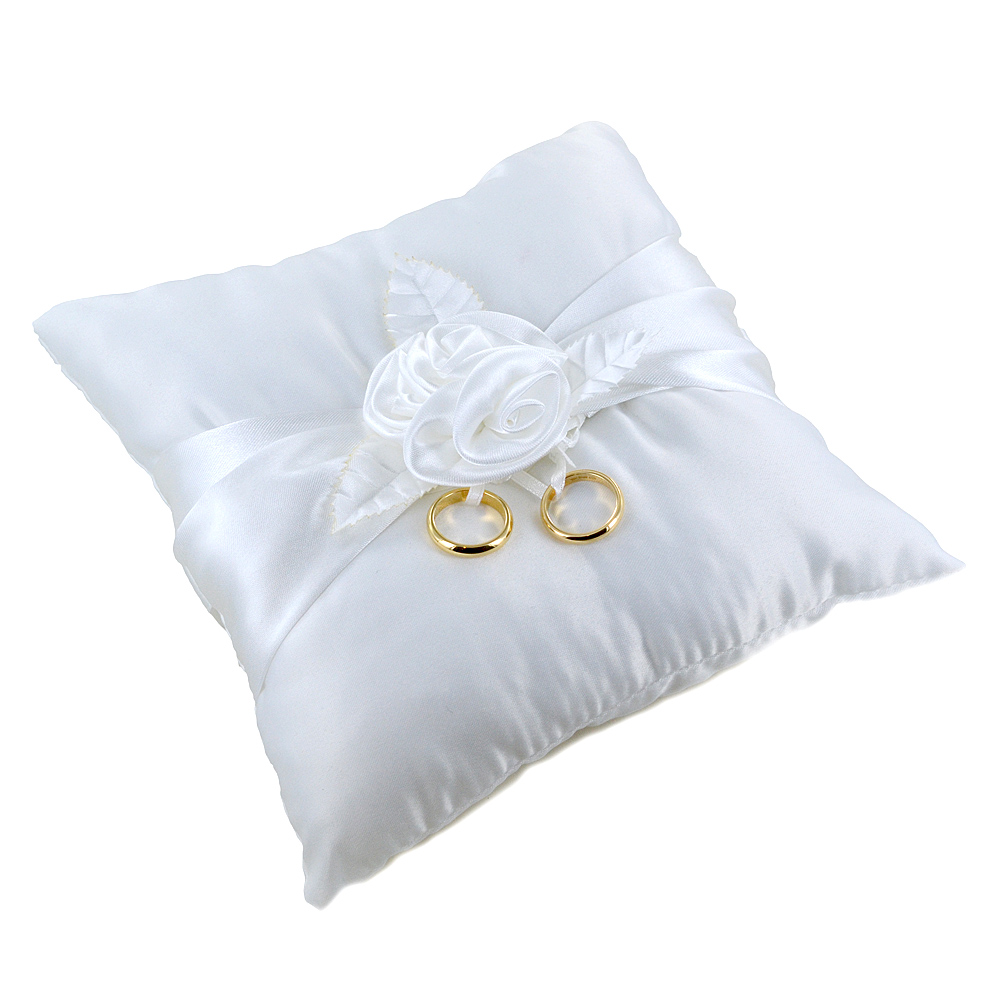 Cushion fore wedding rings