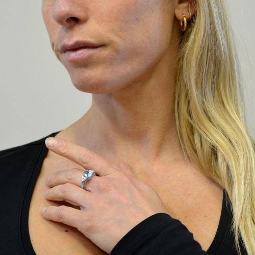 Anello Con Tre Pietre Taglio Ovale In Acquamarina/anello In Argento Sterling 925/anello Con Pietra Portafortuna Di Marzo/anello Di Promessa/ Anello Di Proposta/regalo Di Compleanno Per Lei - Italia - Foto 7