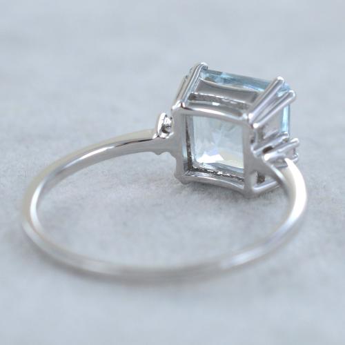 Anello con Acquamarina quadrata Princess e diamanti Orsini Gioielli Gioiellor