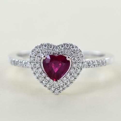 Anello con Cuore Rubino Birmania con doppio contorno di Diamanti Gioielloro.i