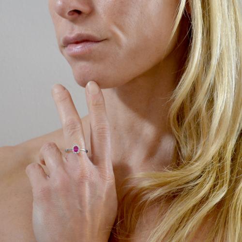 Anello di rubino clearance