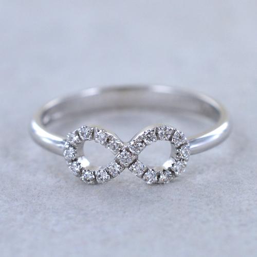Anello con simbolo Infinito in oro e diamanti Gioielloro La