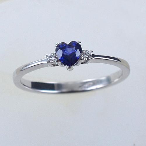 Anello cuore zaffiro e diamanti top