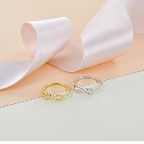 Anello Infinity Donna In Acciaio Inox Oro – Regolabile, Minimalista, Simbolo Infinito, Impermeabile, Con Scatola Regalo
