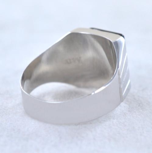Anello oro uomo quadrato on sale