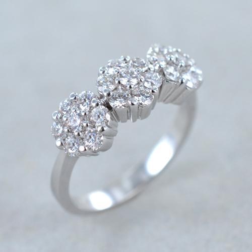 Anello trilogy damiani costo online