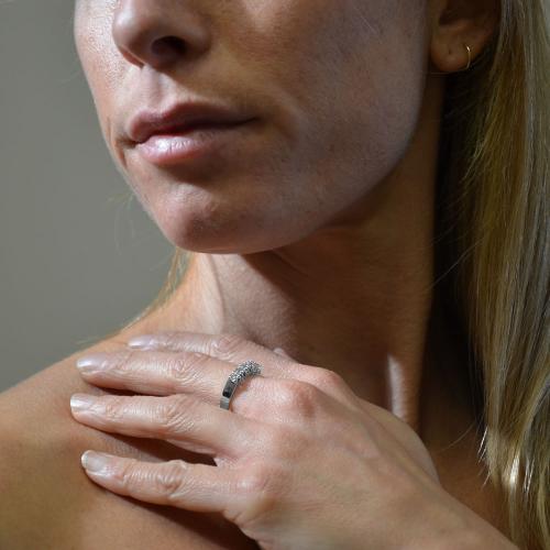 Anello Riviera a 5 diamanti in oro e diamanti da mezzo carato Gioielloro
