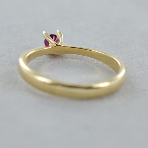 Gioiello con Smeraldo antico oro 18KT e diamanti