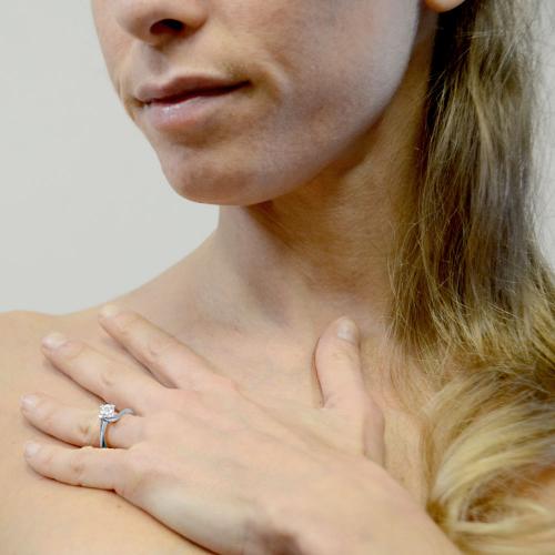 Anello Solitario grande Valentine con mezzo carato di diamante