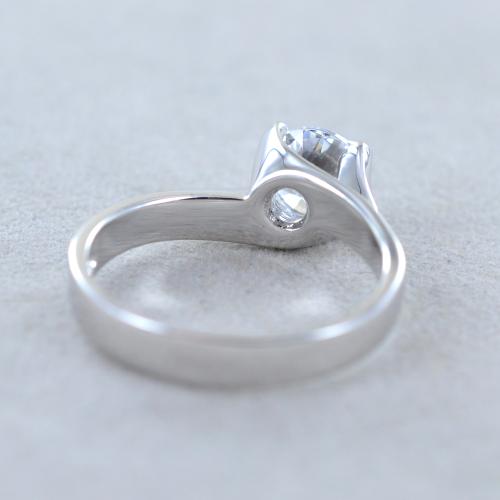 ANELLO SOLITARIO IN ARGENTO E ZIRCONE Gioielloro La tua gioielleria onli
