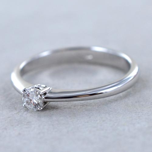 Anello con diamante 0.15 carati prezzo online