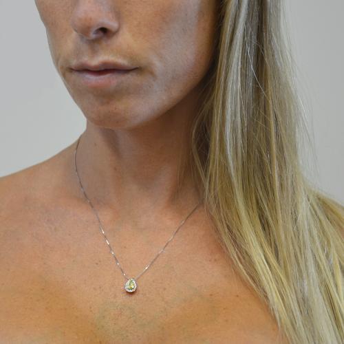 Collana sale con brillante