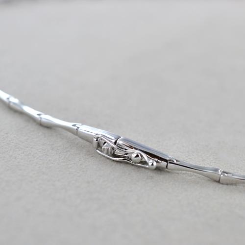 Crystalline Azuria Donna 18ct Placcato Oro Bianco Cerchio Collana con Ciondolo con Bianco Cristalli di Zirconi 45 cm
