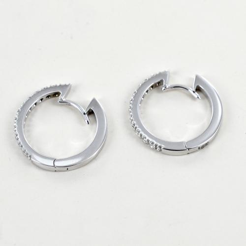 Orecchini A Cerchio In Oro Giallo 18 K Con Tubo Mezza Canna Da 4 Mm Di Larghezza Per 2,3 Cm Di Diametro Esterno. 2,10 Gr Di Oro 18 K; Un Regalo Davvero