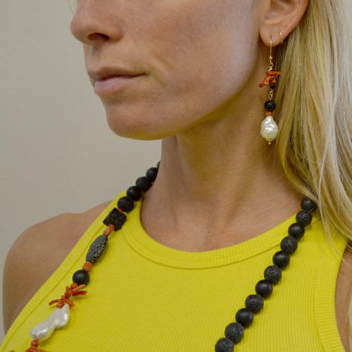 Offerta orecchini in corallo, perle e argento 925