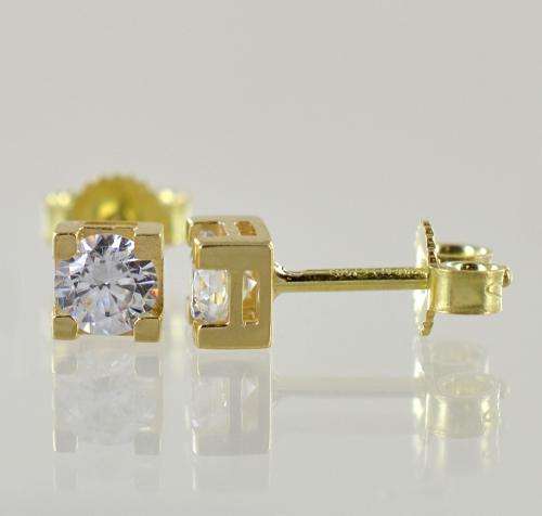 Orecchini Punto Luce Fantasia da Donna in Oro 18 Carati Chiusura: Perno e vite Misura pietra o modello: 6,00 mm Finitura: Lucida 1,4g