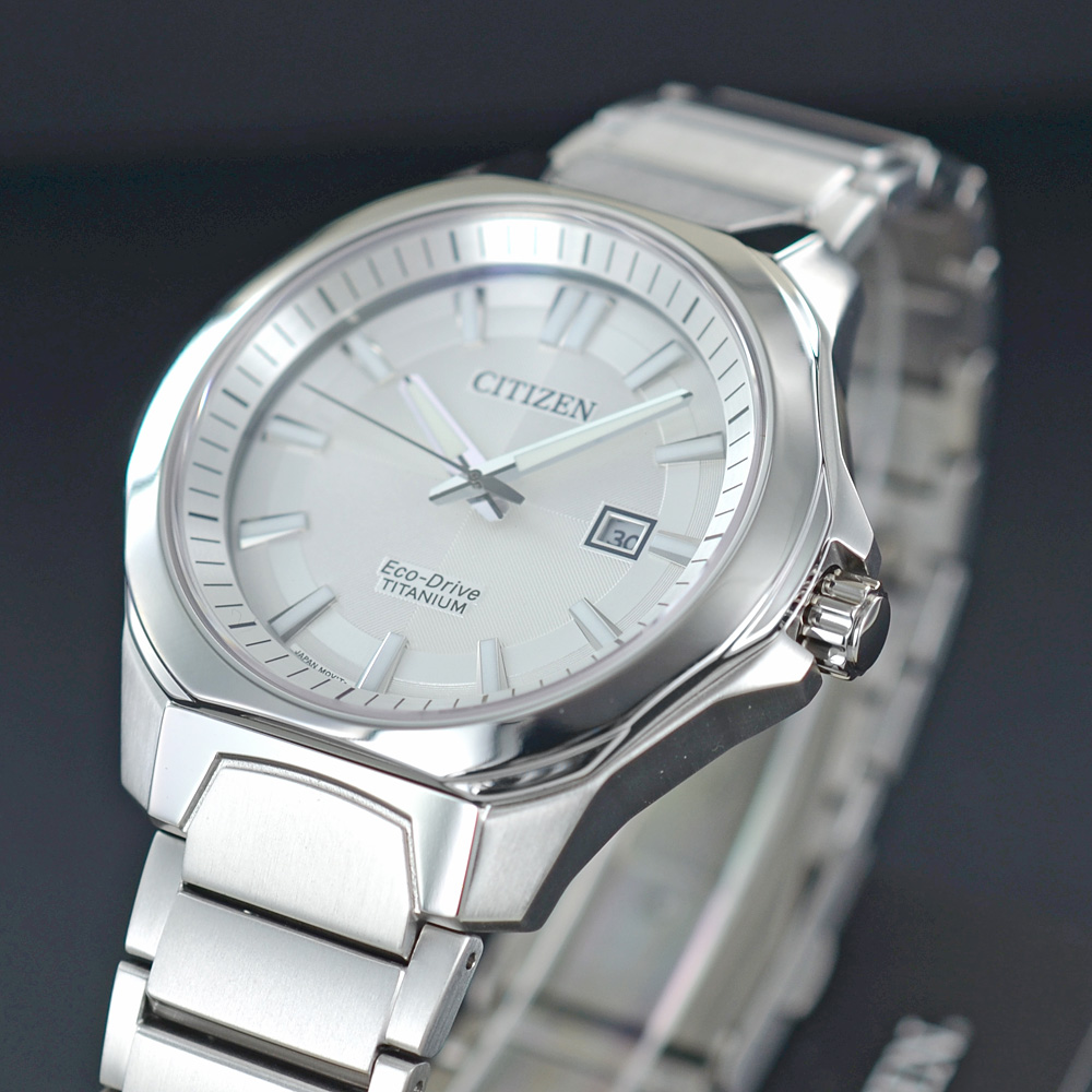 Orologio uomo CITIZEN Ecodrive Super Titanio Silver AW1540-53A |  Gioielloro.it