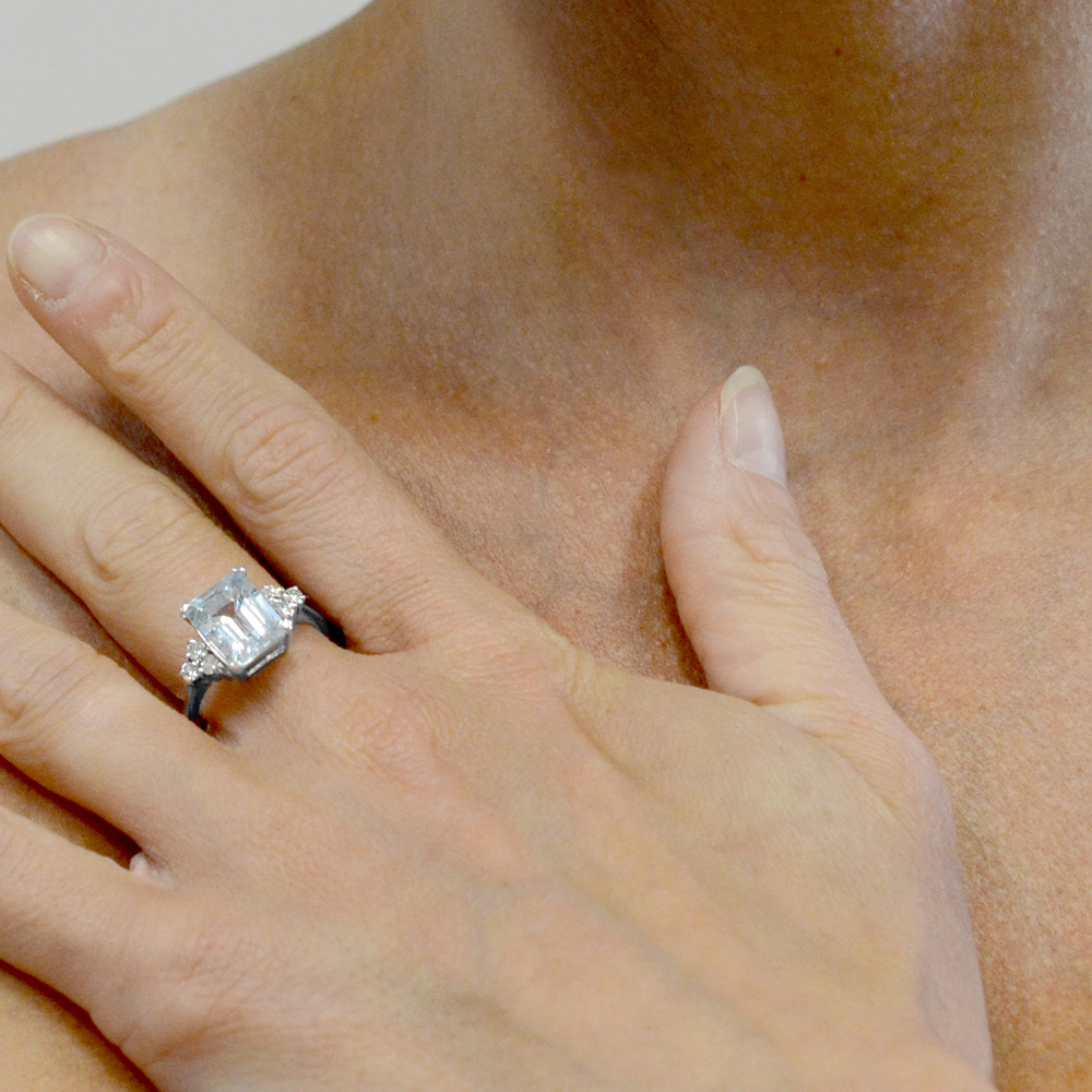 Diamante 3 carati prezzo outlet