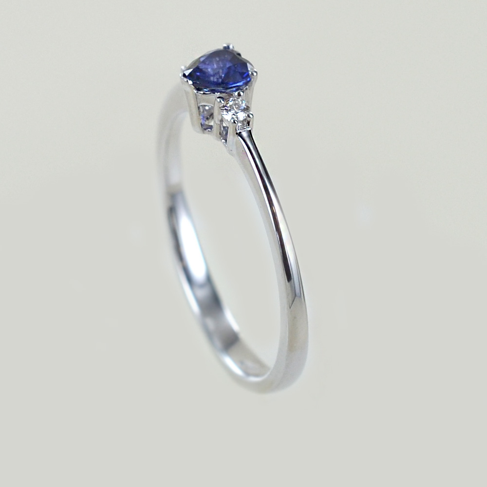 Anello zaffiro deals bianco